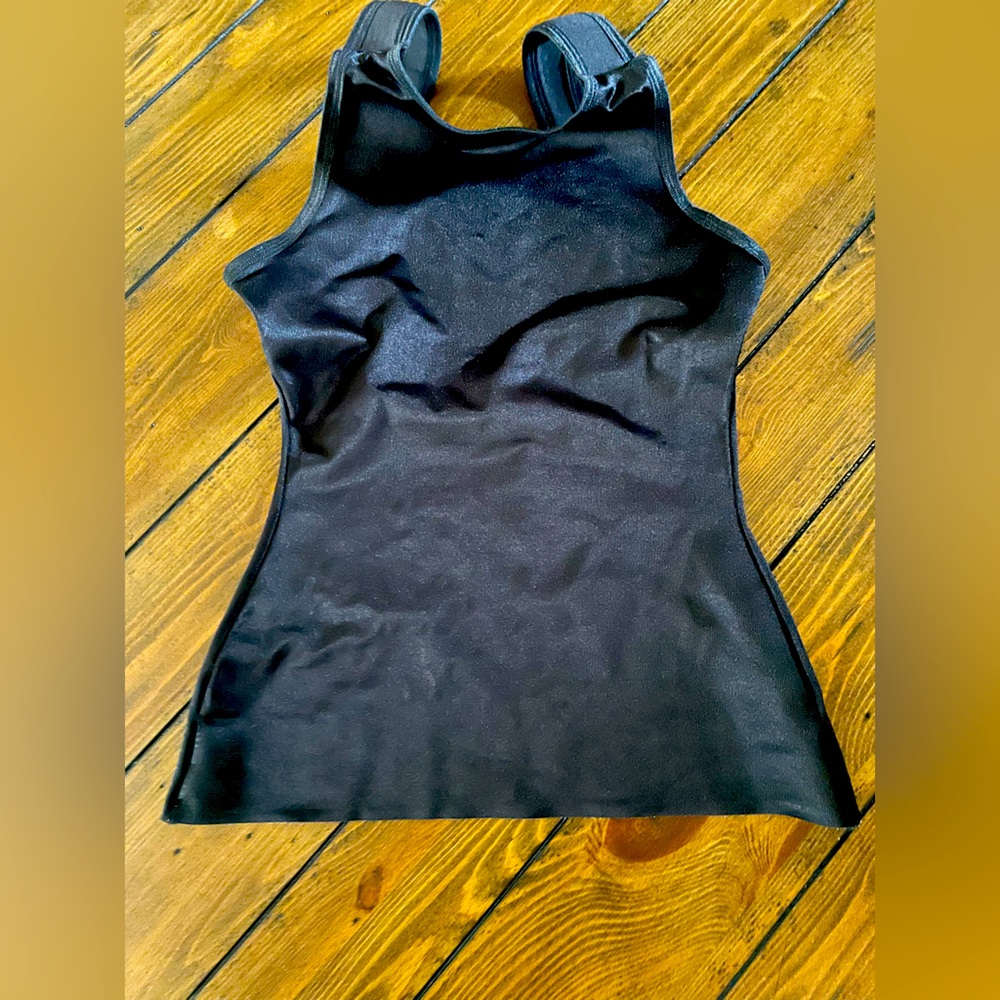 Tank shape wear